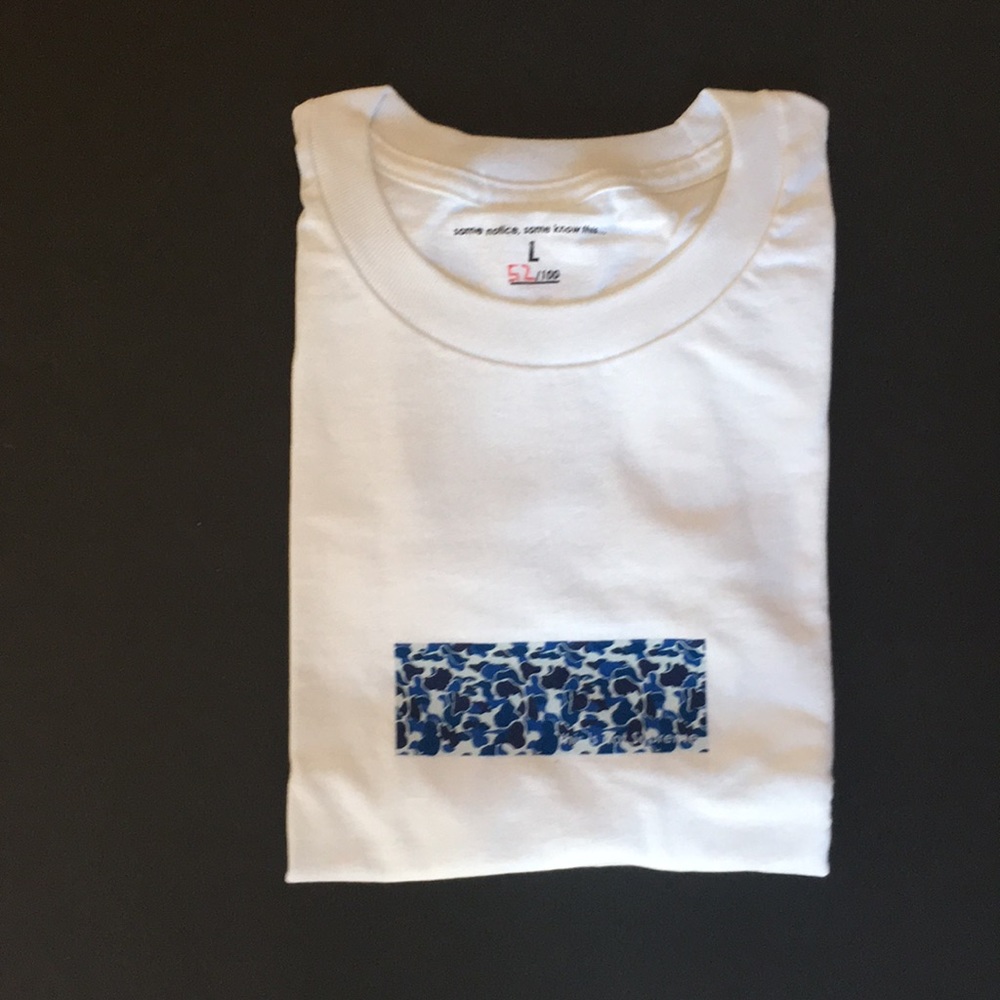 NWT Aaron’s world box logo white s/tshirt size L